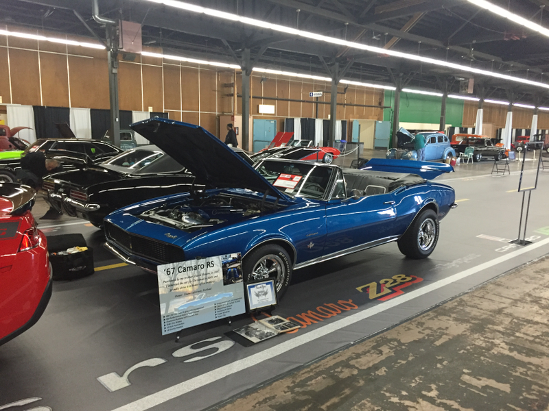 Illustration for article titled Columbia River Camaro Club - 60th Annual Portland Roadster Show Display